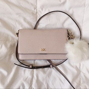 ❌SOLD TO STACY❌Michael Kors tech wallet crossbody